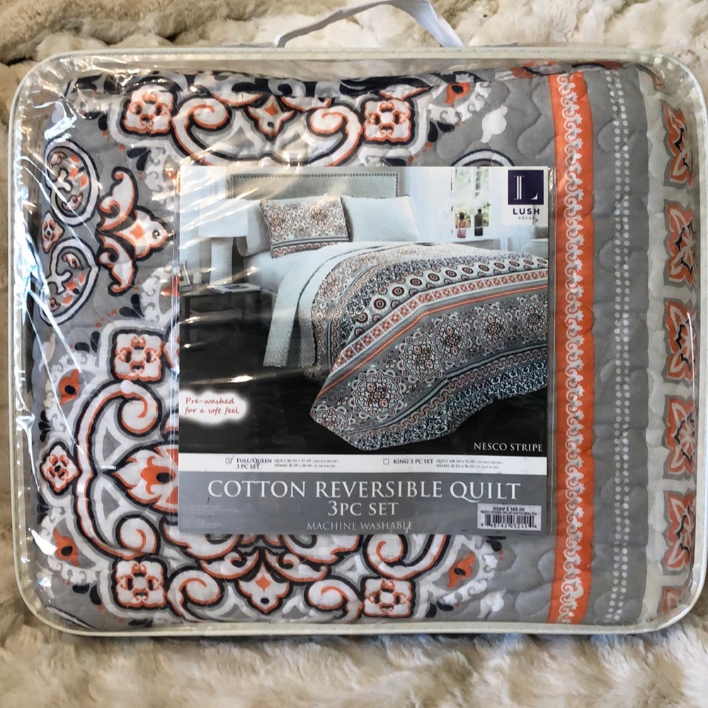 Lush decor quilt 3 piece set